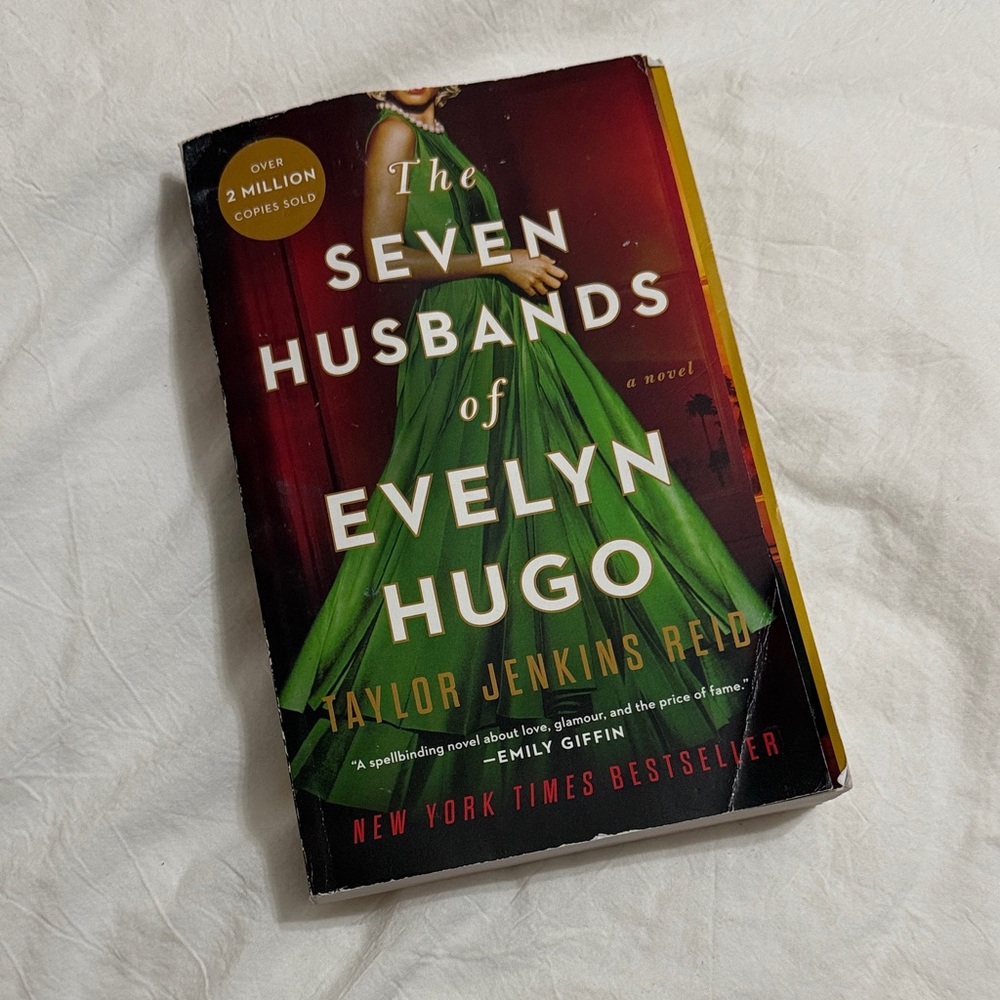 The Seven Husbands of Evelyn Hugo. Taylor Jenkins Reid. NY Times Bestseller Book